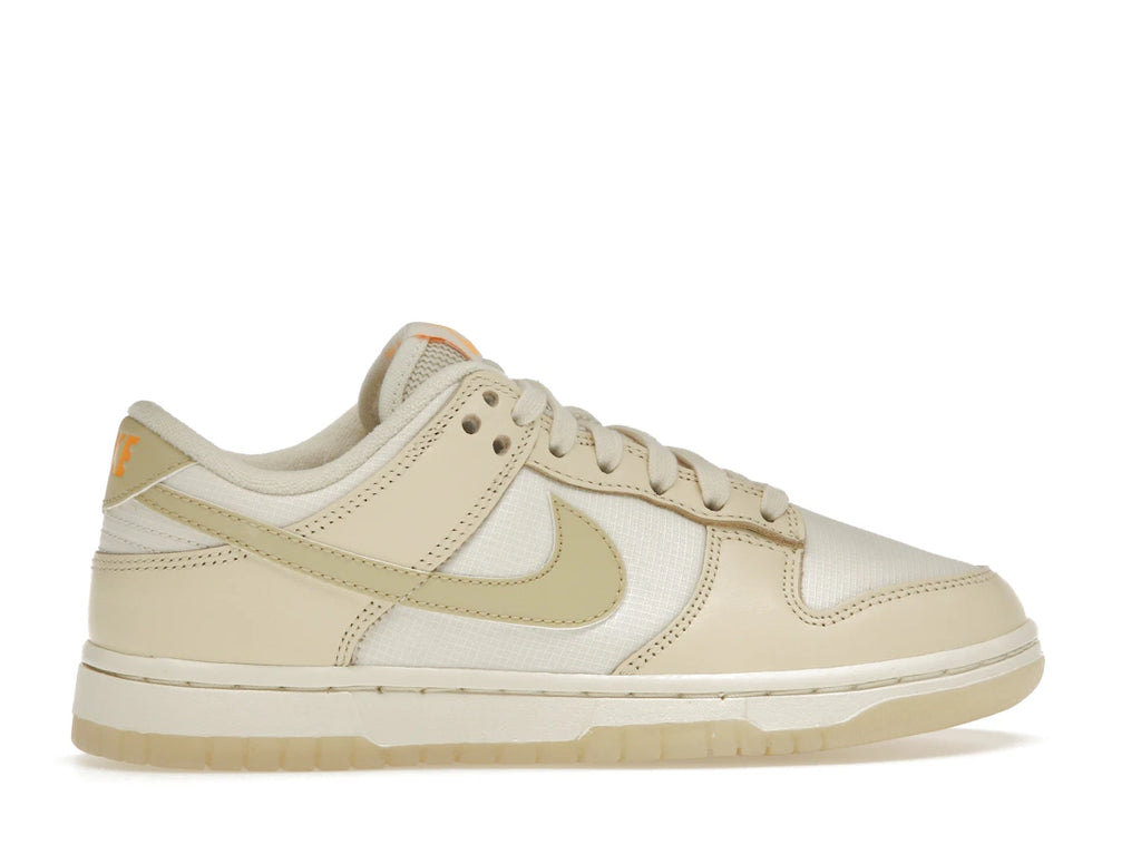 Nike Dunk Low Team Gold (W)