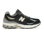 New Balance 2002R Black Sea Salt Gold Metallic
